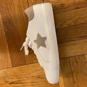 Brand New. Steve Madden Sneakers